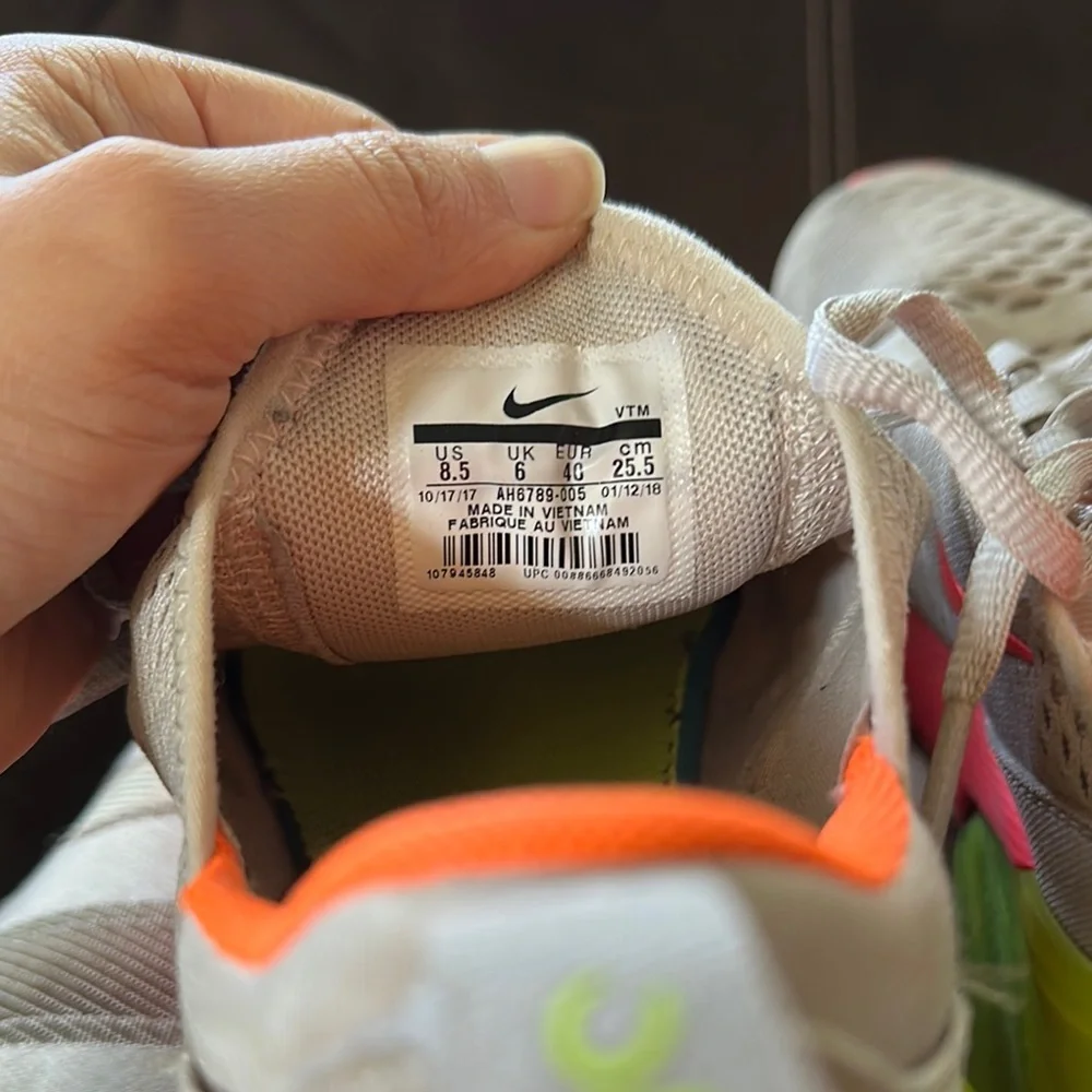 Nike Air Max 270 Desert Sand Sneakers - Picture 13 of 15